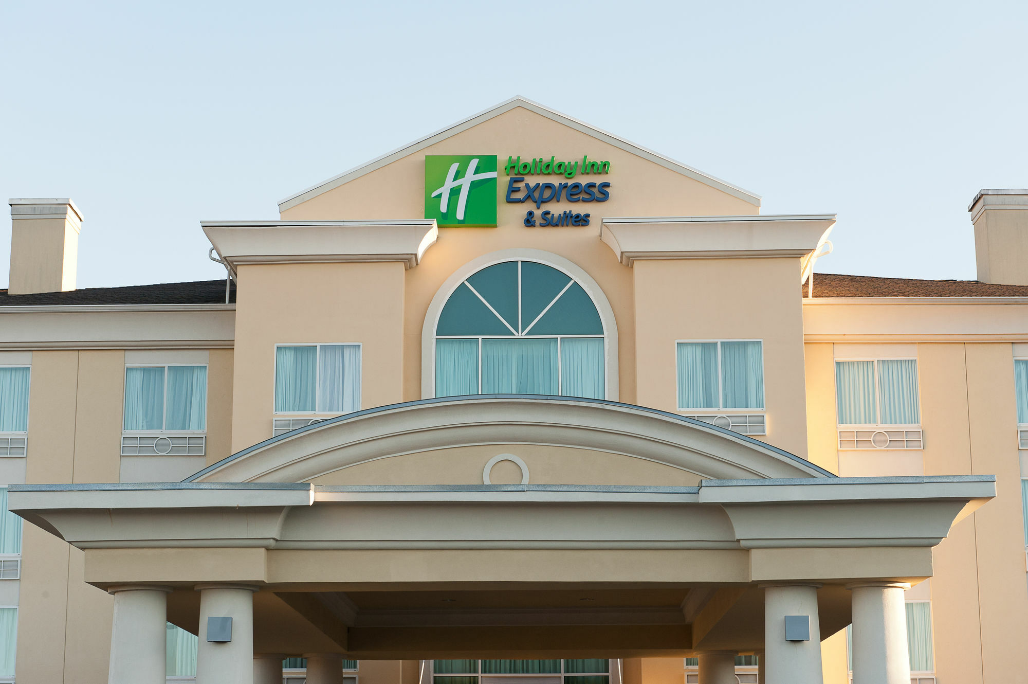 Holiday Inn Express & Suites Columbia-I-26 @ Harbison Blvd By Ihg Exterior photo