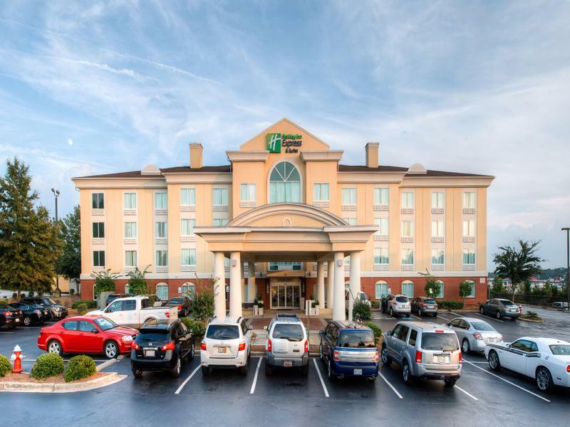 Holiday Inn Express & Suites Columbia-I-26 @ Harbison Blvd By Ihg Exterior photo