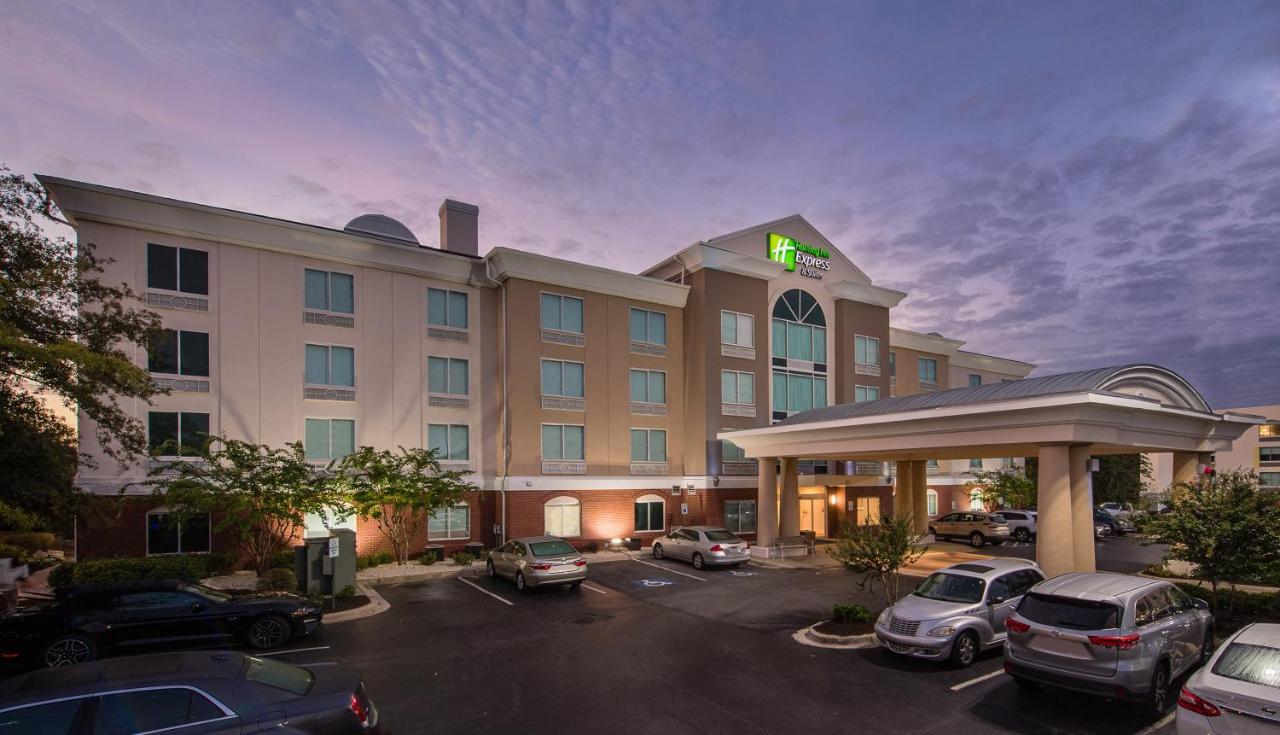 Holiday Inn Express & Suites Columbia-I-26 @ Harbison Blvd By Ihg Exterior photo